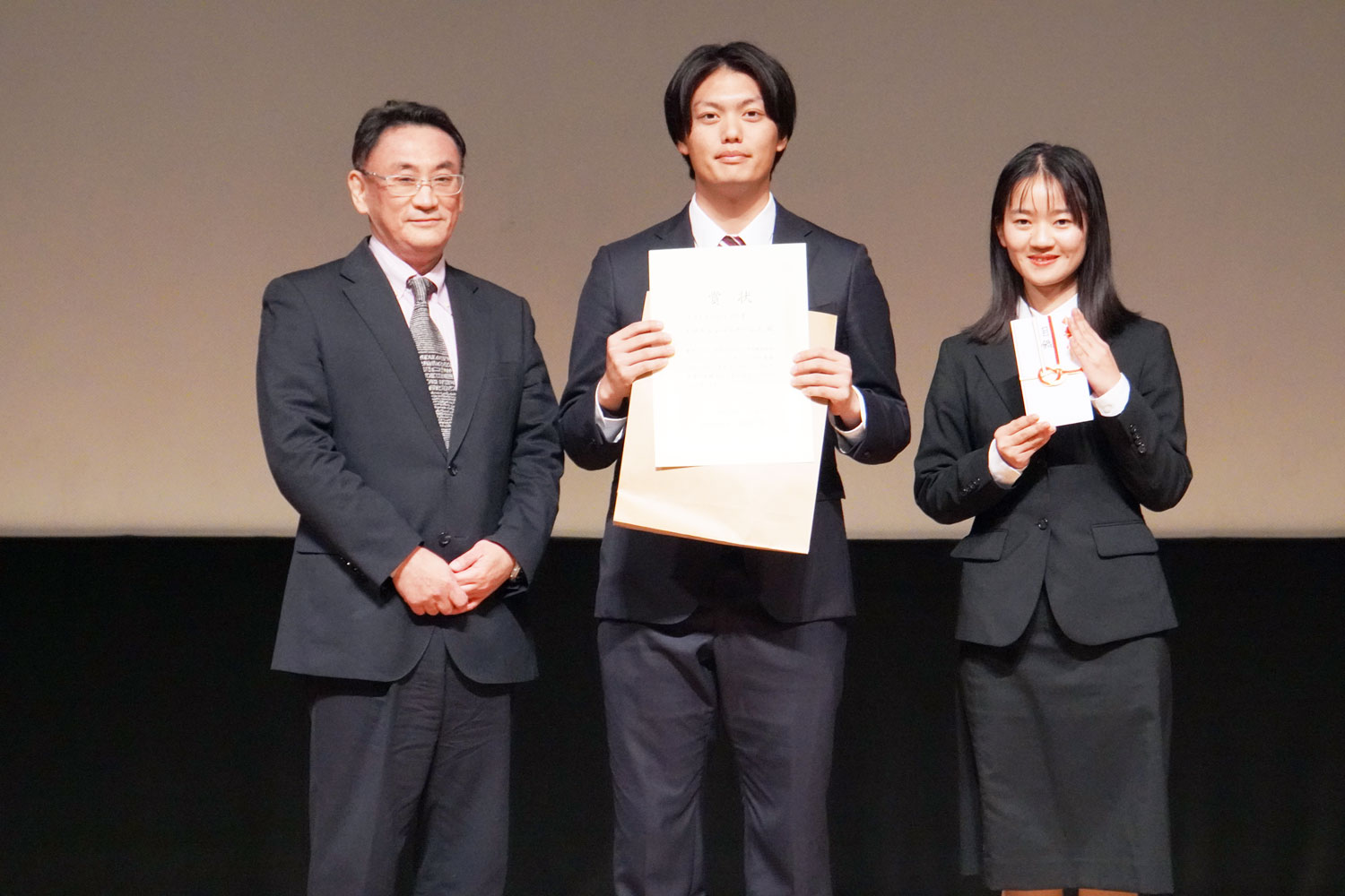 ナガセケムテックス株式会社 森田 貴之 代表取締役社長(左)とイマキュレートチームス