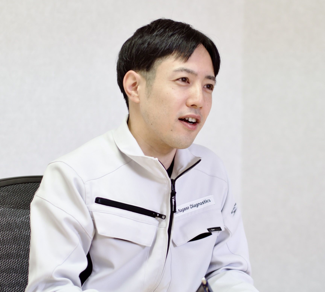 研究開発社員のインタビュー風景