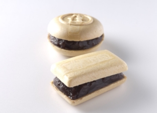 Monaka, a traditional Japanese sweets of a crispy shell with sweet bean paste filled inside.